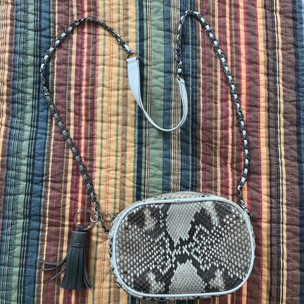 ARCHIPELAGO DESIGN. Natural python crossbody